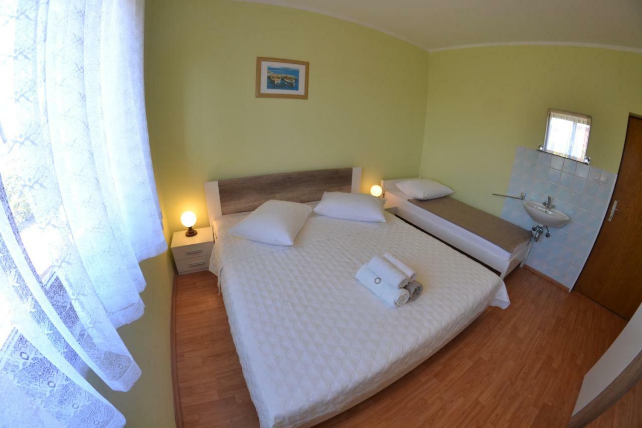 Apartman Jadranka Palit Exterior foto