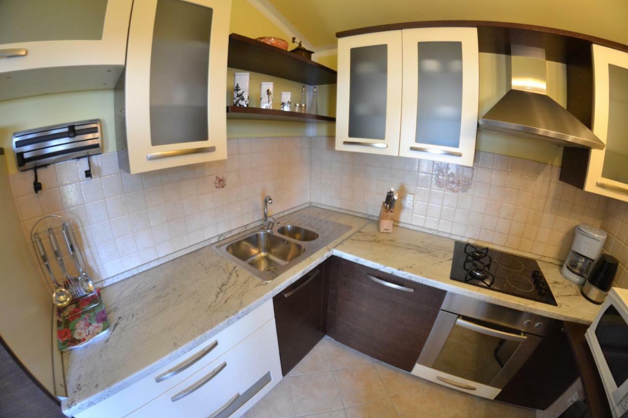 Apartman Jadranka Palit Exterior foto